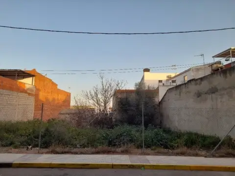 Terreno en calle de la Manzaneda