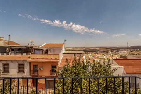 Casa adosada en calle Nueva