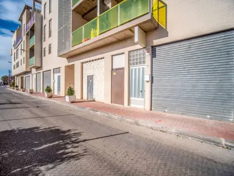 Local comercial en Carril de las Escuelas