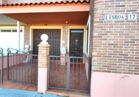 Casa en calle de Lisboa