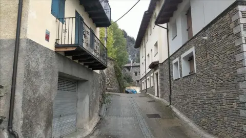 Casa en calle Castello de Tor