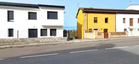 Casa en calle Llosuca