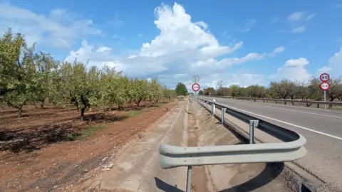 Terreno en calle Proc. Simplificado