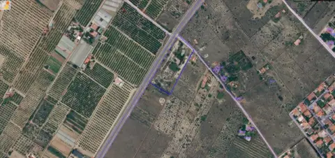 Terreno en calle 22 Zona Les Cales