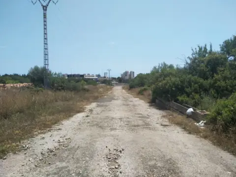 Terreno en calle Proc. Simplificado