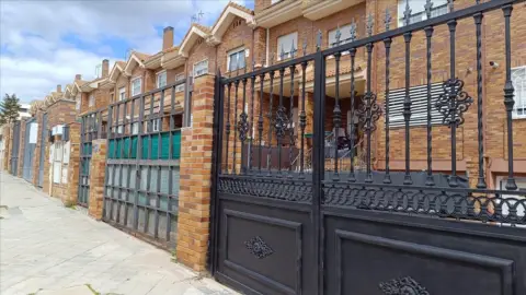 Casa adosada en calle de Santoña