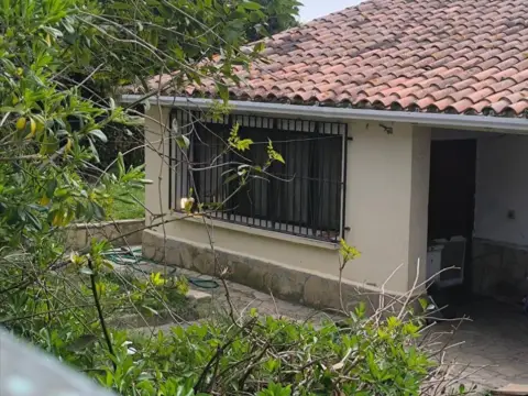 Casa en calle de Las Lilas