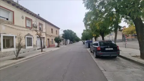 Casa adosada en calle de Sierra de Guara