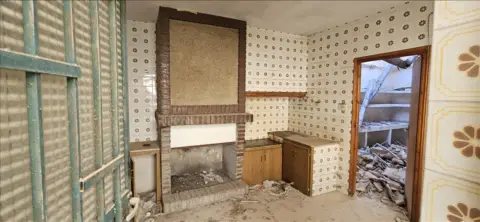 Casa adosada en calle del Cura Abellán