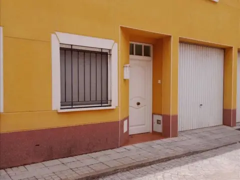 Piso en calle Caños