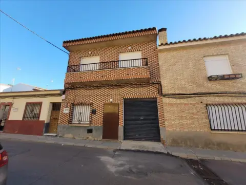 Casa adosada en calle de Lope de Vega