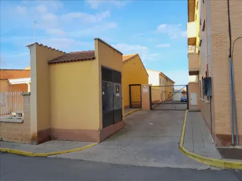 Piso en calle Caños