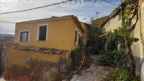 Casa adosada en calle los Pontellos