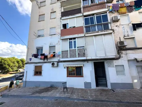 Piso en calle Trinquete