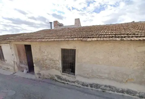 Casa adosada en calle de los Andaluces