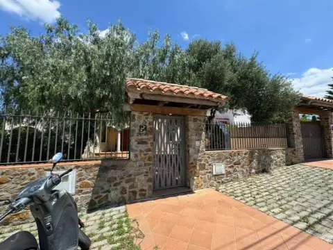 Piso en Carrer de la Serra del Cadí