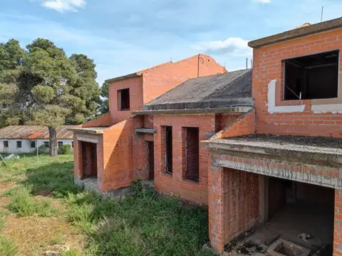 Casa adosada en calle de Solana