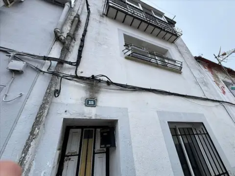 Casa adosada en calle de Gabriel y Galán
