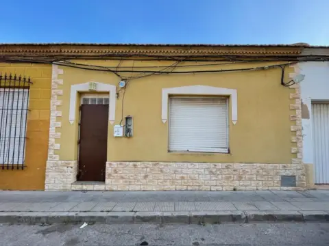 Casa en Los Dolores-Los Gabatos-Hispanoamérica