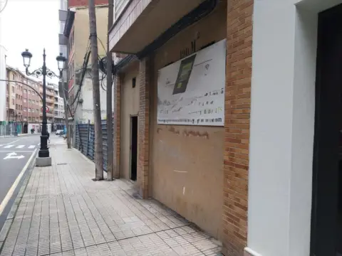 Local comercial en calle Cl Dr Euardo Glez Menendez