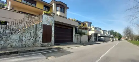 Piso en calle Barrio Torres El Milagro