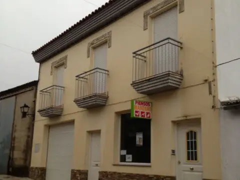 Piso en calle Colón