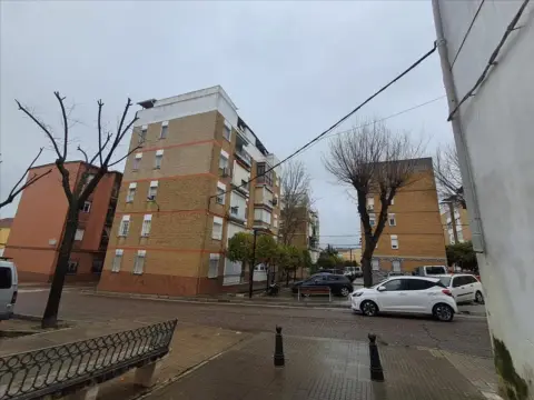 Flat on Calle de los Zuheros