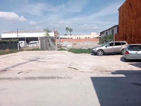 Terreno en calle Casas de Jesús Coll