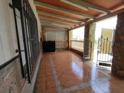 Casa en calle Alguesar