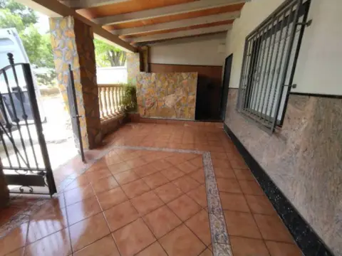 Casa en calle Alguesar