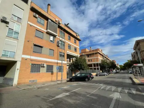 Garaje en calle del Río