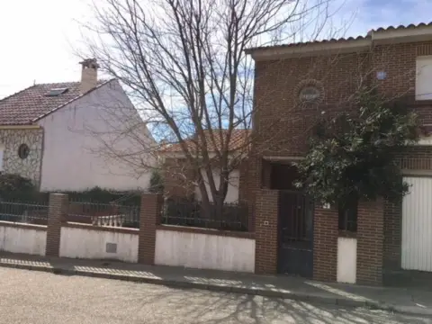 Casa en Cabañas de La Sagra