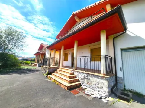 Piso en Barrio de la Mollaneda