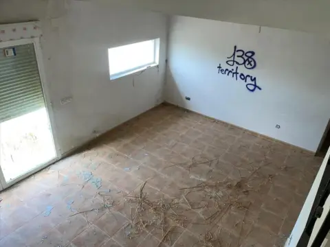 Casa adosada en Avenida de la Guardia CIVIL