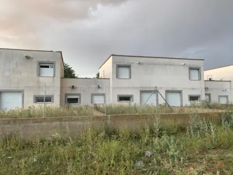 Casa adosada en Avenida de la Guardia CIVIL
