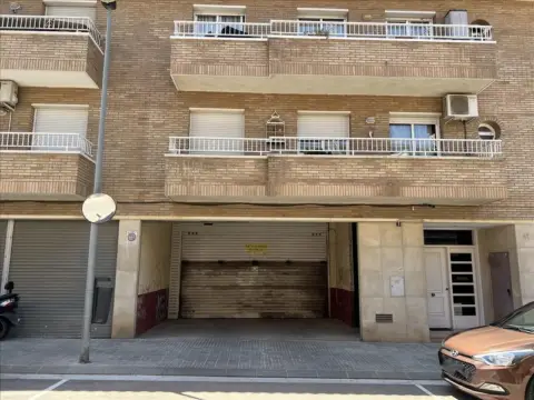 Local comercial en Carrer de Narcís Monturiol