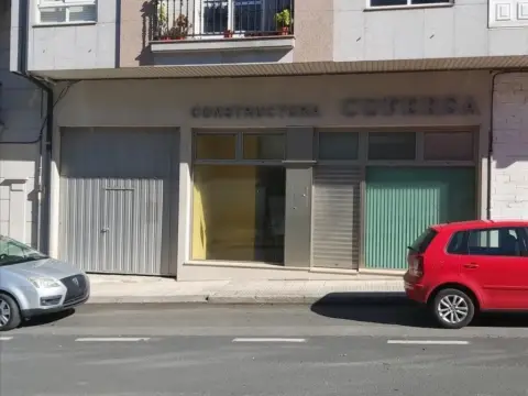 Commercial space in calle Otero Pedrayo