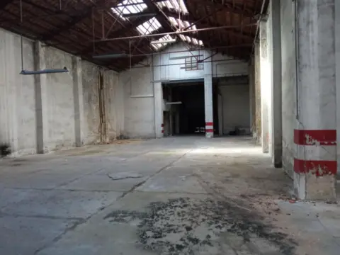 Local comercial en Carrer Planes de la Baronia