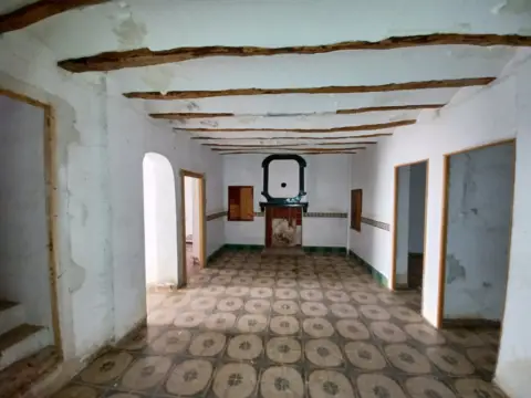 Casa adosada en calle calle Diseminados