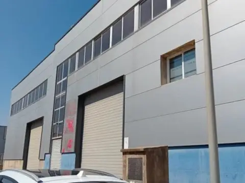 Nave industrial en Camino Hostalassos