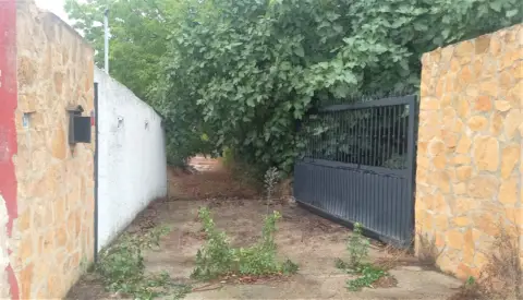 Casa adosada en calle Ptda Covatelles