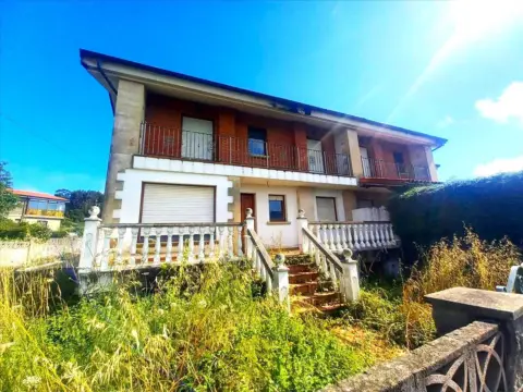 Casa en Barrio de Castillo San Juan