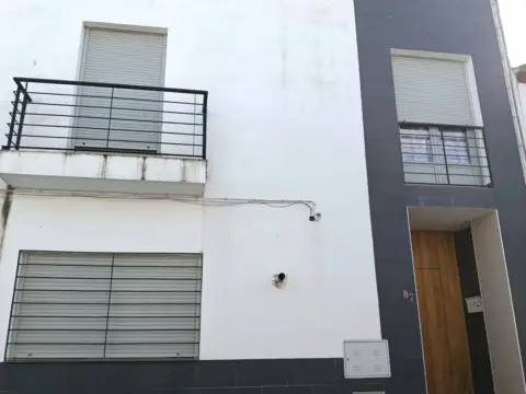 Casa adosada en calle de los Caballeros