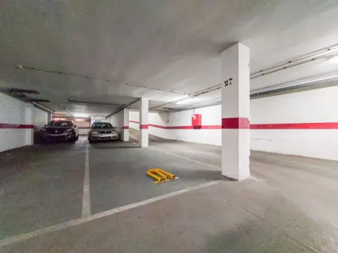Garaje en calle del Azabache