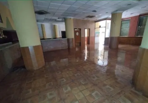 Local comercial en calle Menorca