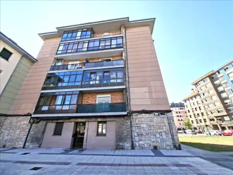 Piso en calle del Río Sella