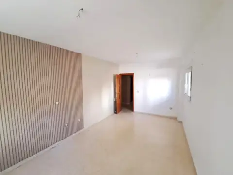 Piso en Plaza Alhambra