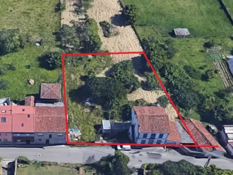 Terreno en calle Pumarabule