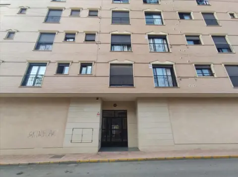 Garaje en calle de Antonio Martínez Garro