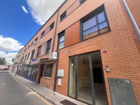 Piso en calle Comercio